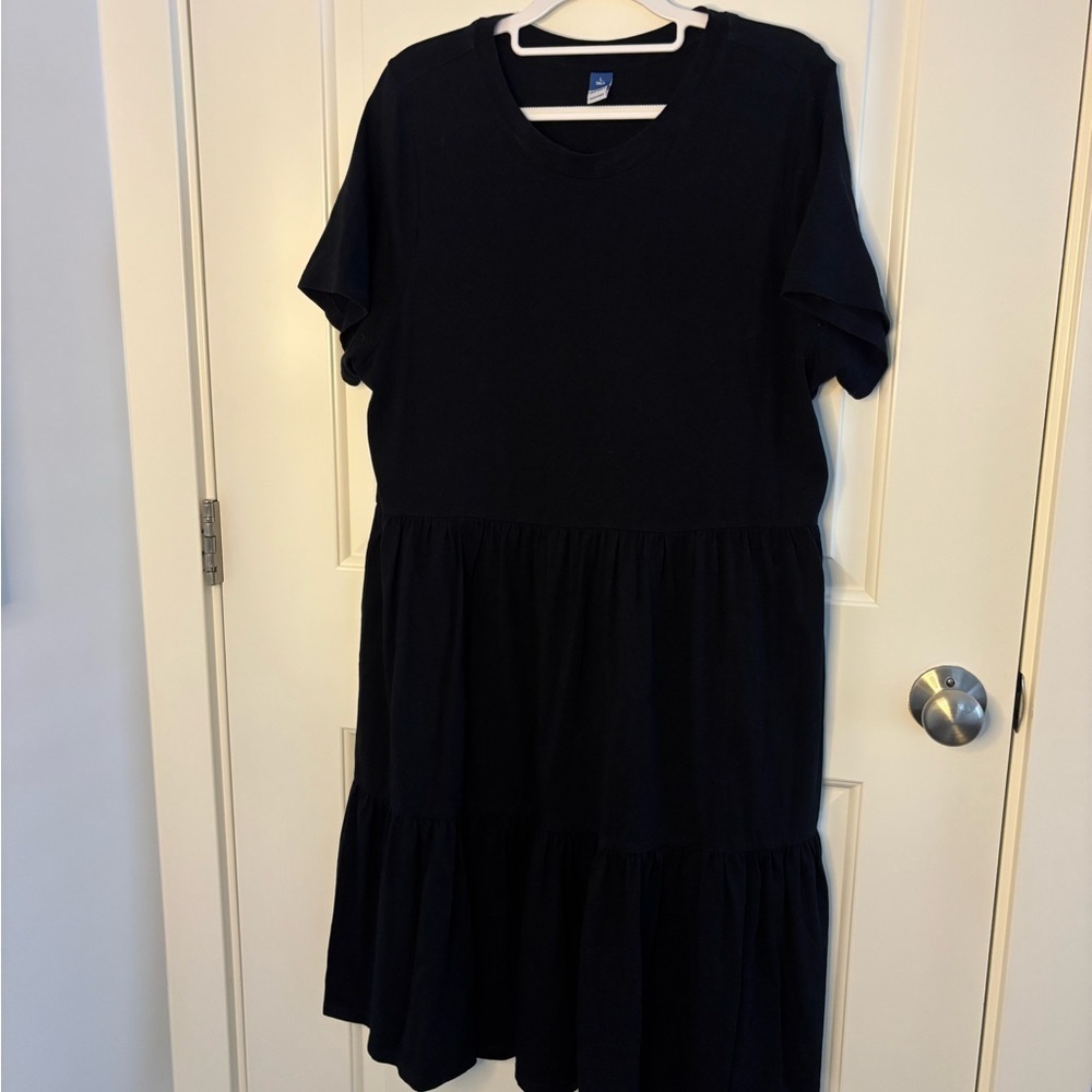 Old Navy Black Women’s Tiered Ruffle Casual Dress